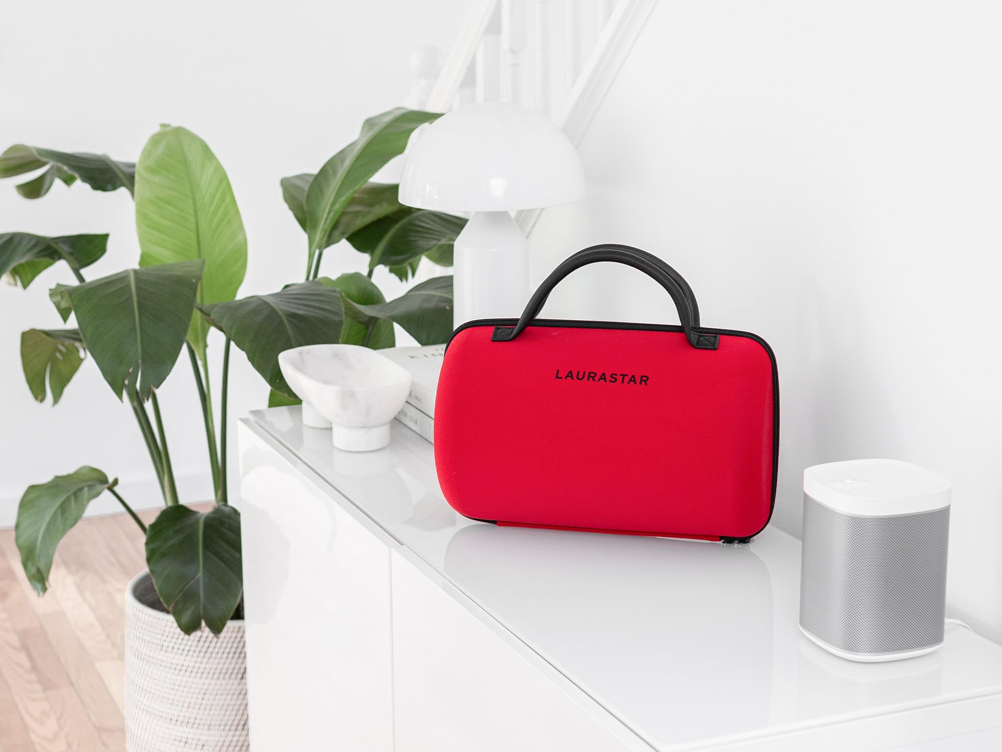Laurastar IGGI Luxury Edition, Tragbarer Dampfglätter | Glättet & frischt Textilien auf, Kompakt, für Reisen geeignet