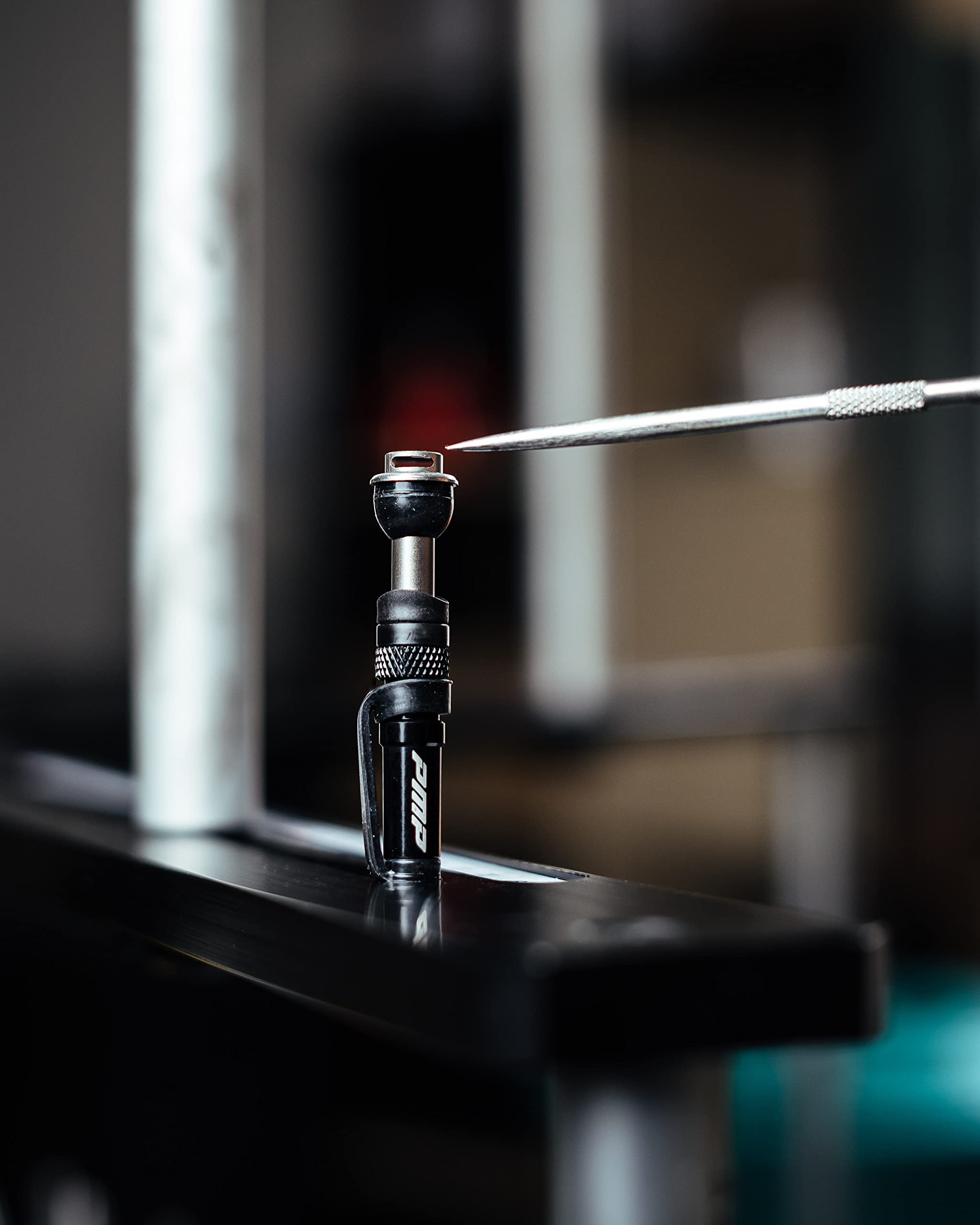 PMP VT PLUS Defender - Valvole Tubeless Plus con Volume Passante +280% e Sistema Anti Otturazione. Mousse Ready: Ideale per Inserti Tubeless