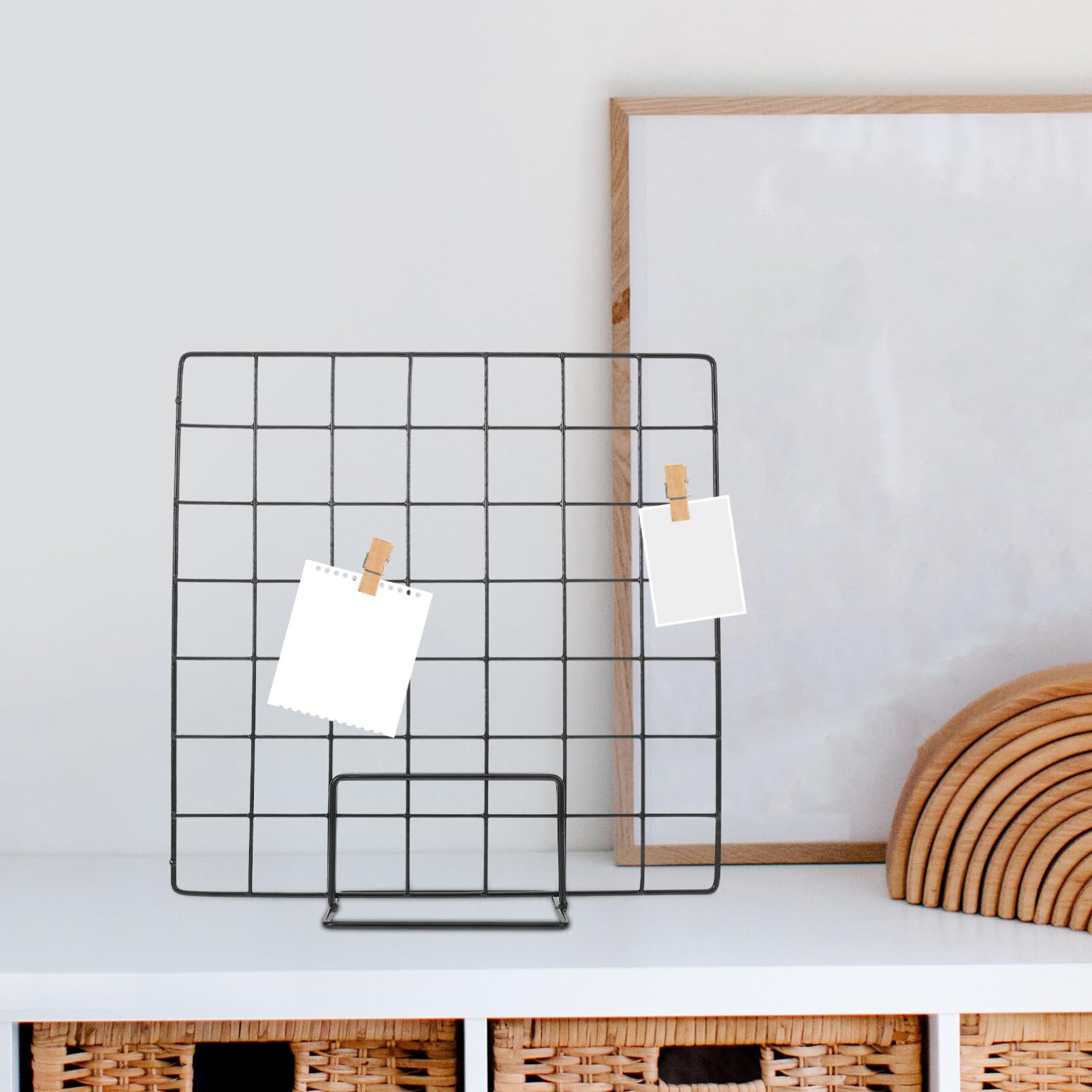 SOLUSTRE 2pcs Grid Wall Panel Display Stand Desktop Grid Wall Panel Retail Display Rack Craft Show Wire Grid Wall with Base for Photo Picture Display Decoration