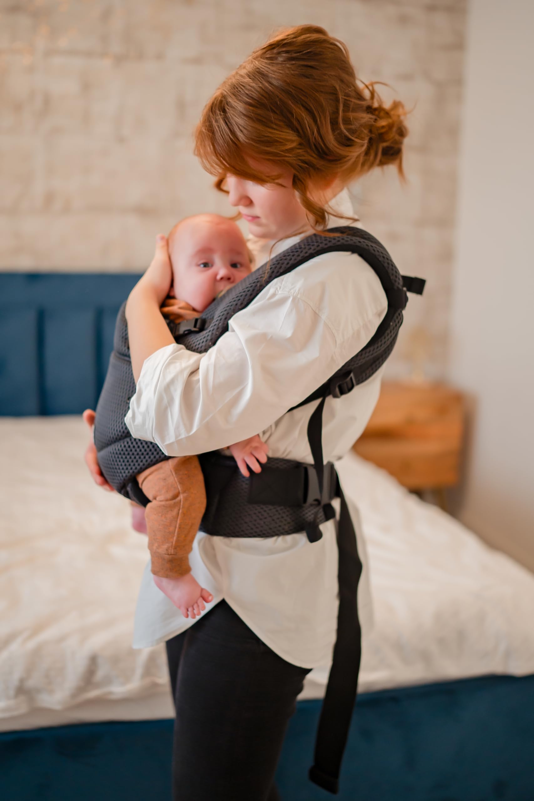 Dooky Urban Comfort - Portabebés ergonómico (apto desde el nacimiento 0-3 años y 3,5-15 kg, material transpirable, tres opciones de transporte diferentes), color negro