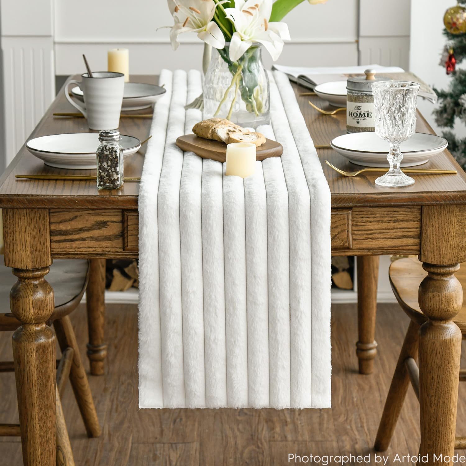 Artoid Mode Ivory Soft Plush Faux Fur Jacquard Table Runner, Holiday Seasonal Kitchen Dining Table Decoration for Home Party Decor 13x72 Inch