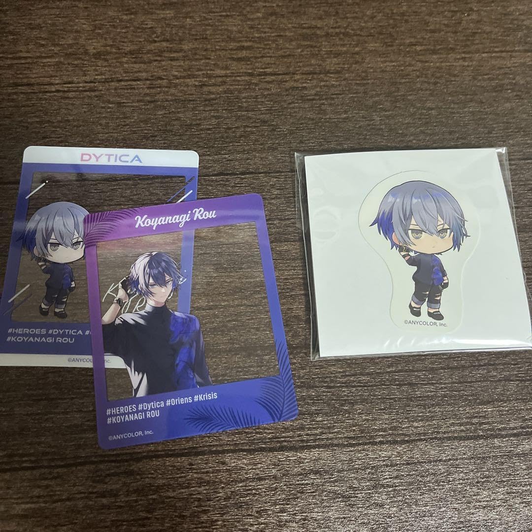 Amazon.co.jp: にじさん HEROES 海の家くじ 小柳ロウ 缶バッジ SNS