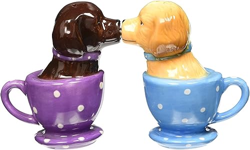 Pacific Trading Labrador Retriever - Salero magnético y salero y pimentero ¡They Kiss! Atractivos, 3 1/2 pulgadas de alto