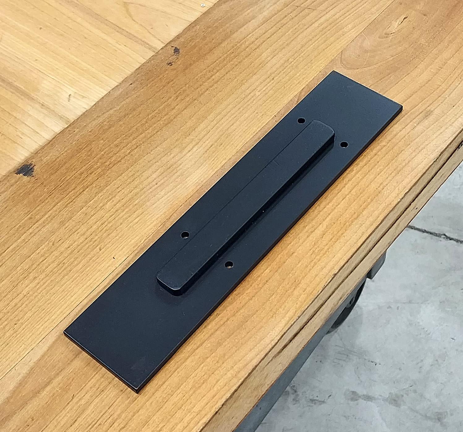 Wild West Hardware Plain Rectangular Barn Door Pull with Matching Finger Pull