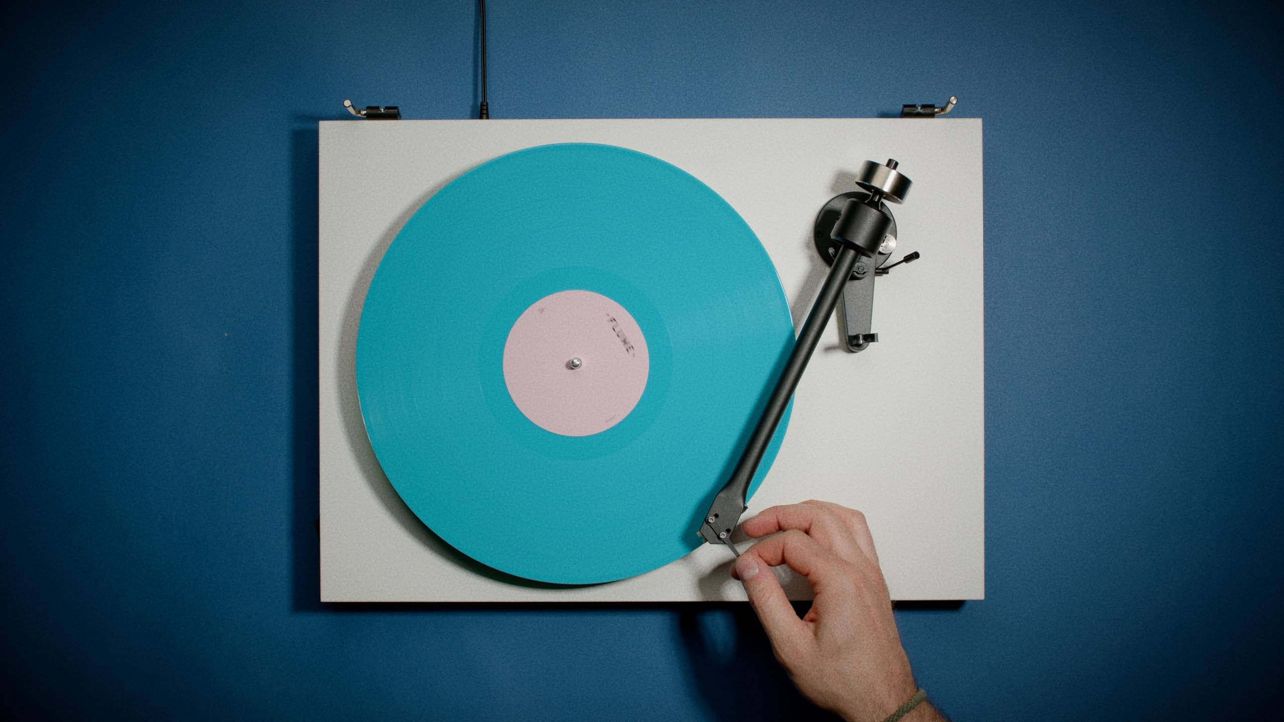 Pro-Ject T2 Super Phono Platine audio Plug and Play avec préampli MM-Phono de qualité supérieure, plateau en verre massif, blanc
