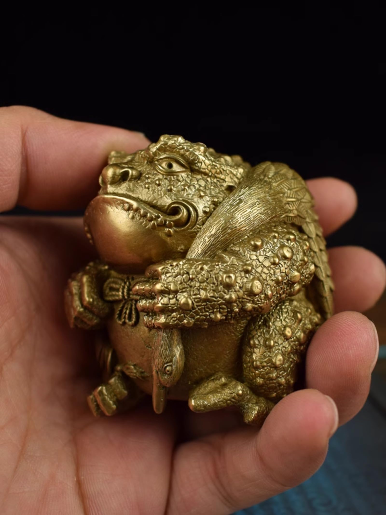 Miniaturowe Figurki Z Mosiądzu Fortune Golden Toad, Brązowe Figurki Żaby, Ozdoby Na Biurko, Akcesoria Do Piaskownicy, Stół Do Nauki, Waga Do Papieru