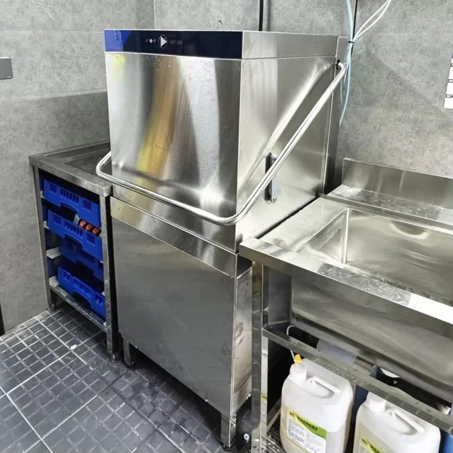 Commercial Dishwasher, Built in Dishwasher Large Capacity Smart Control, Energy Efficient Quiet Operation Multiple Cleaning Modes Fast Wash Drying System Modern Kitchen Appliance for Family Use