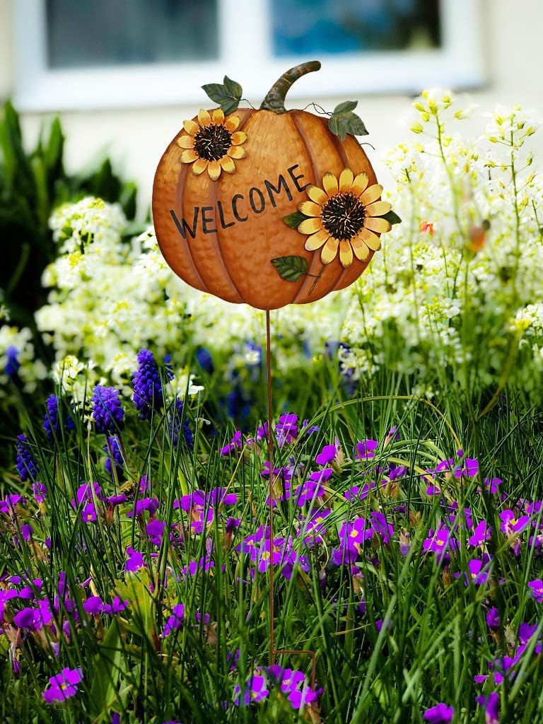 Pumpkin Garden Stake Metal Welcome Sign Fall Decor, Decorative Pumpkin Yard Garden Décor Outdoor for Autumn Harvest Thanksgiving Halloween Rustic Pumpkin Decoration for Home (1, 14inX36.75in)