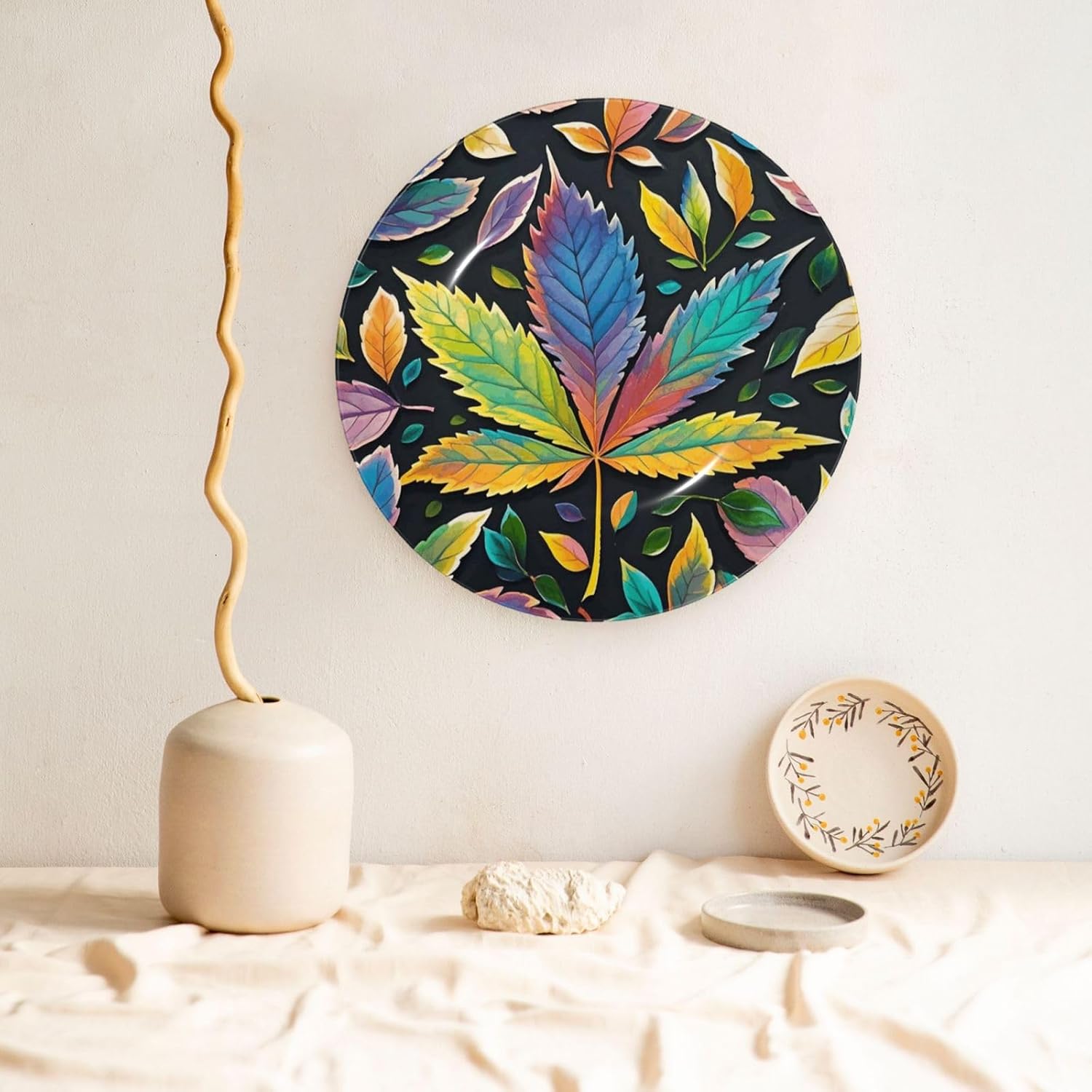 Decorative Plate Art Crafts Bone China Decorative Plate with Display Rack Souvenir Wall Decor Ceramic Ornaments Dinner Plates Ceramic Decoratives Plates for Home Office 10in