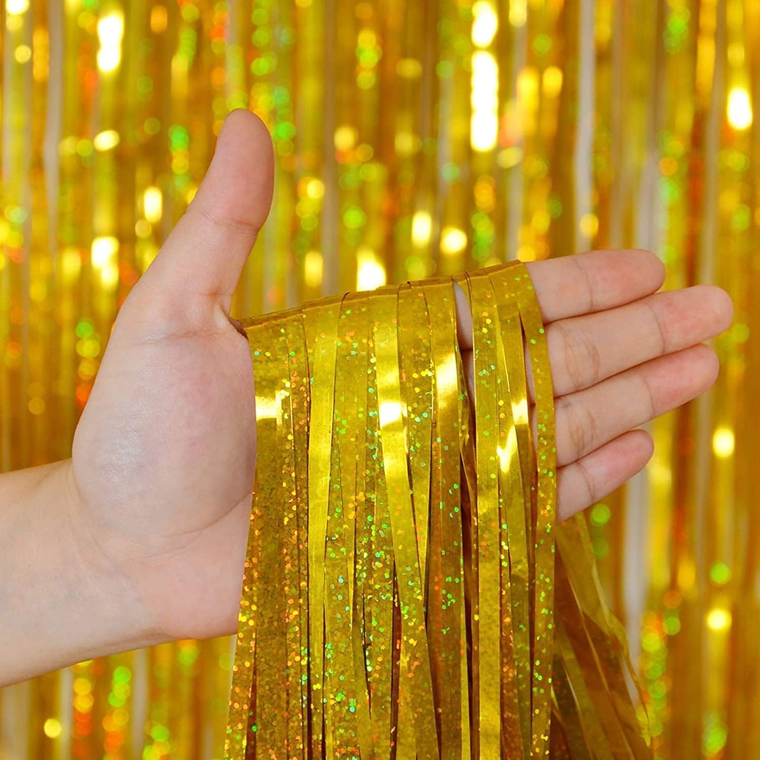 SULOLI Pack of 2 Tinsel Curtain Gold Glitter Curtain Streamers Curtain Background Decoration for Party Decoration Birthday Wedding New Year Halloween Carnival