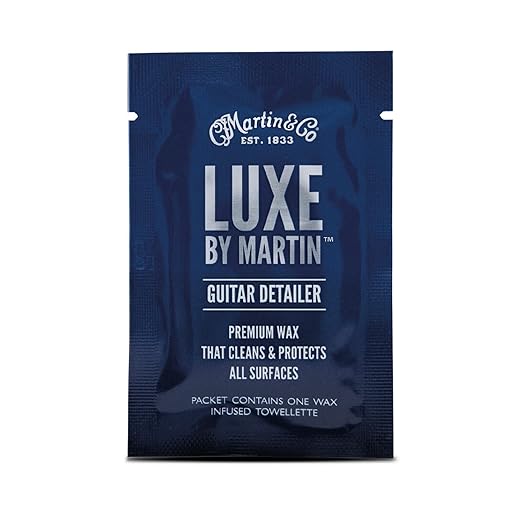 Martin Guitar Luxe by Martin Guitar Detailer, Single-Use Cleaning and Detailing Cloth for Guitars