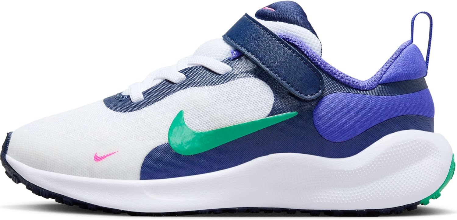 nike explore strada running shoes