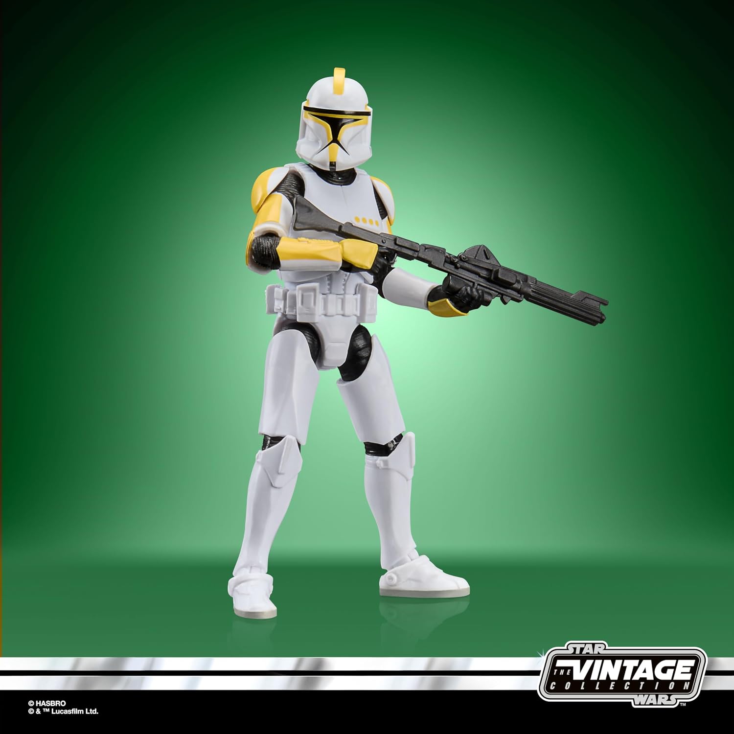 STAR WARS The Vintage Collection Clone Trooper Commander, Attack of the Clones Premium 3.75 Inch Collectible Action Figure