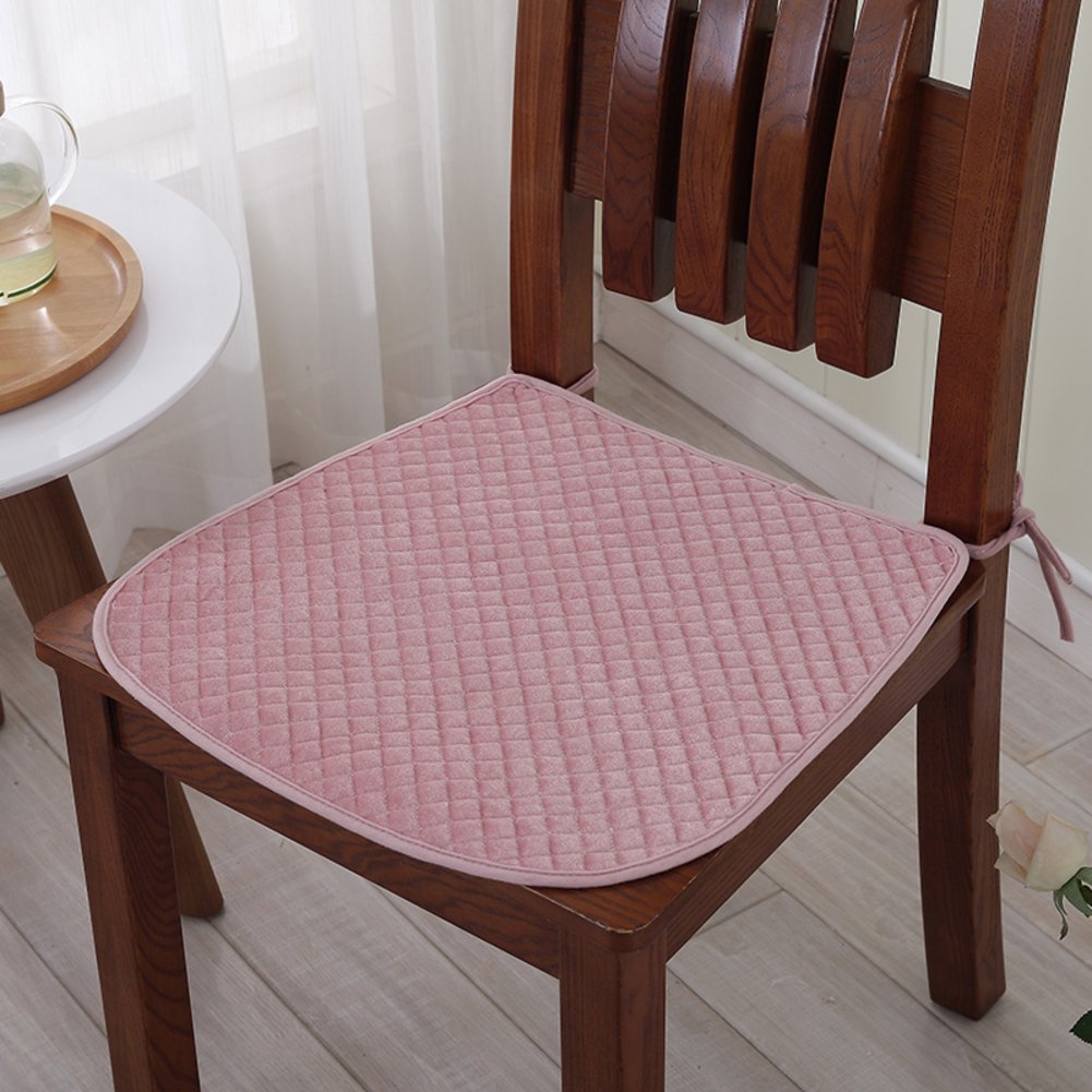 Coussin de chaise pour soulager le dos sur un siège de bureau inconfortable