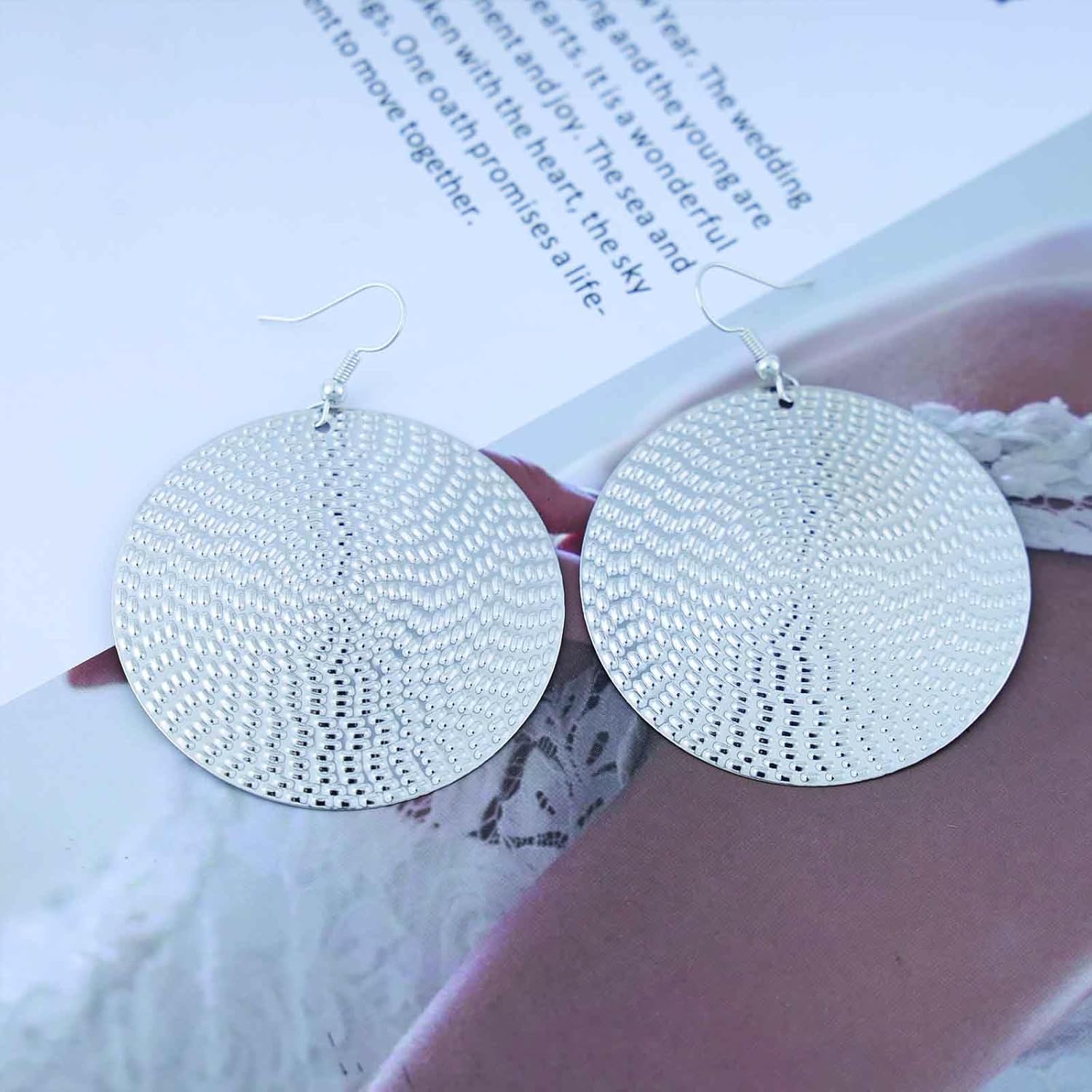 Boho Texture Disc Drop Earrings Gold Large Disc Earrings Vintage Disc Coin Earrings Hammered Round Dangle Earrings Jewelry for Women - Image 7