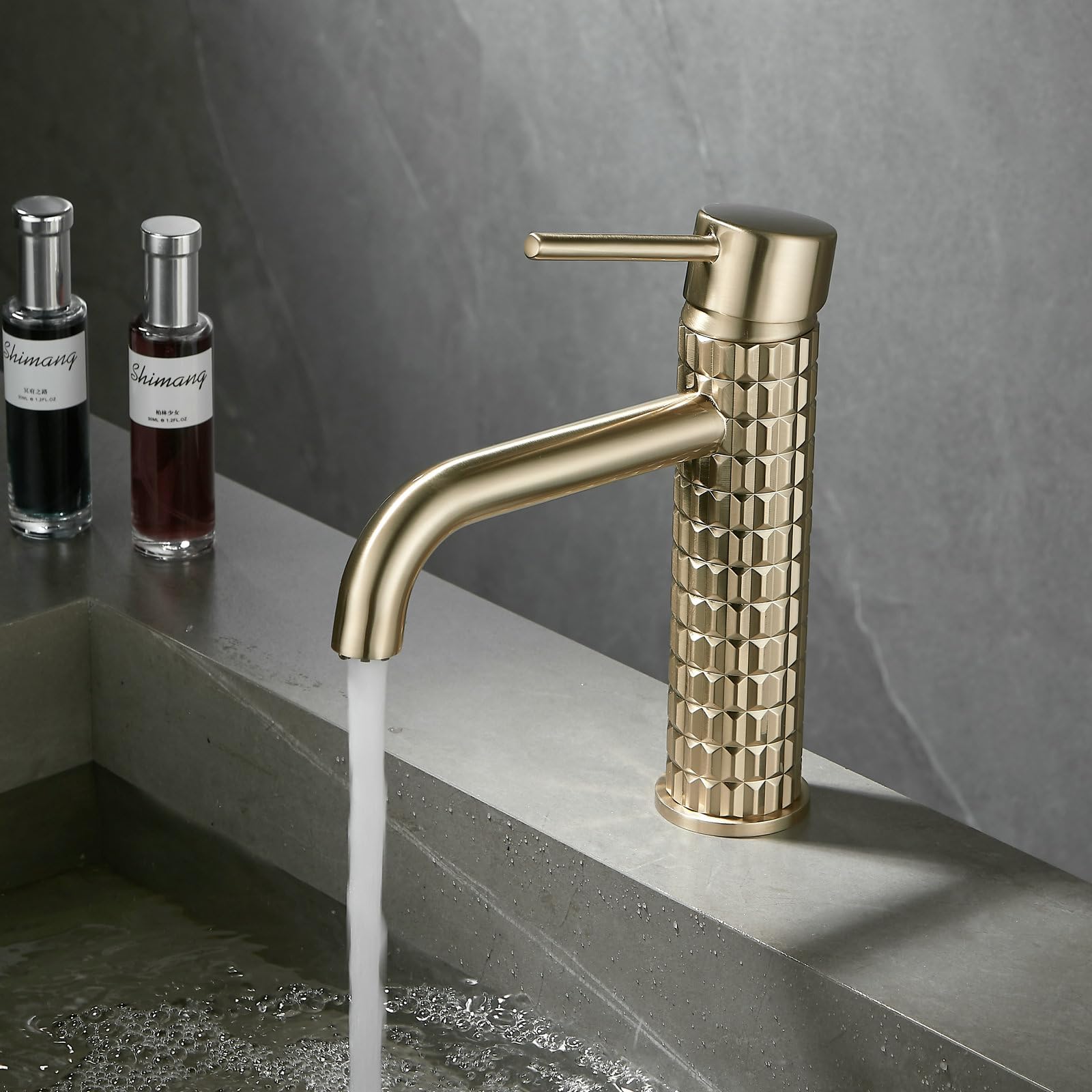 Silver Single-Handle, Single-Hole tapBrass MaterialBathroom Sink tap with Water Supply Hoses. - Image 2