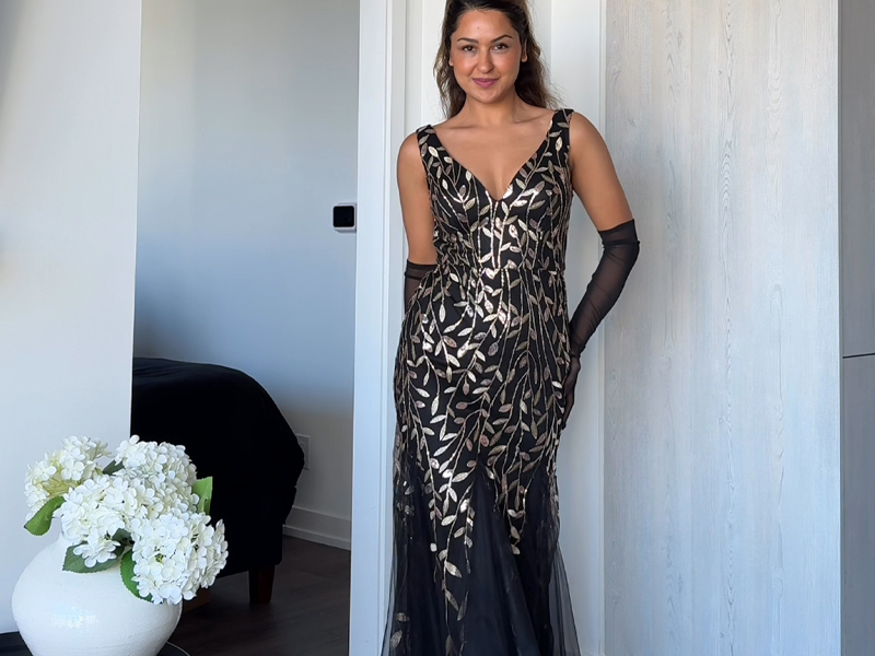Amazon.com: Ever-Pretty Women's Sequin Formal Dress Double V-Neck  Sleeveless Mermaid Long Evening Prom Dresses Black and Gold US4 : Clothing,  Shoes & Jewelry