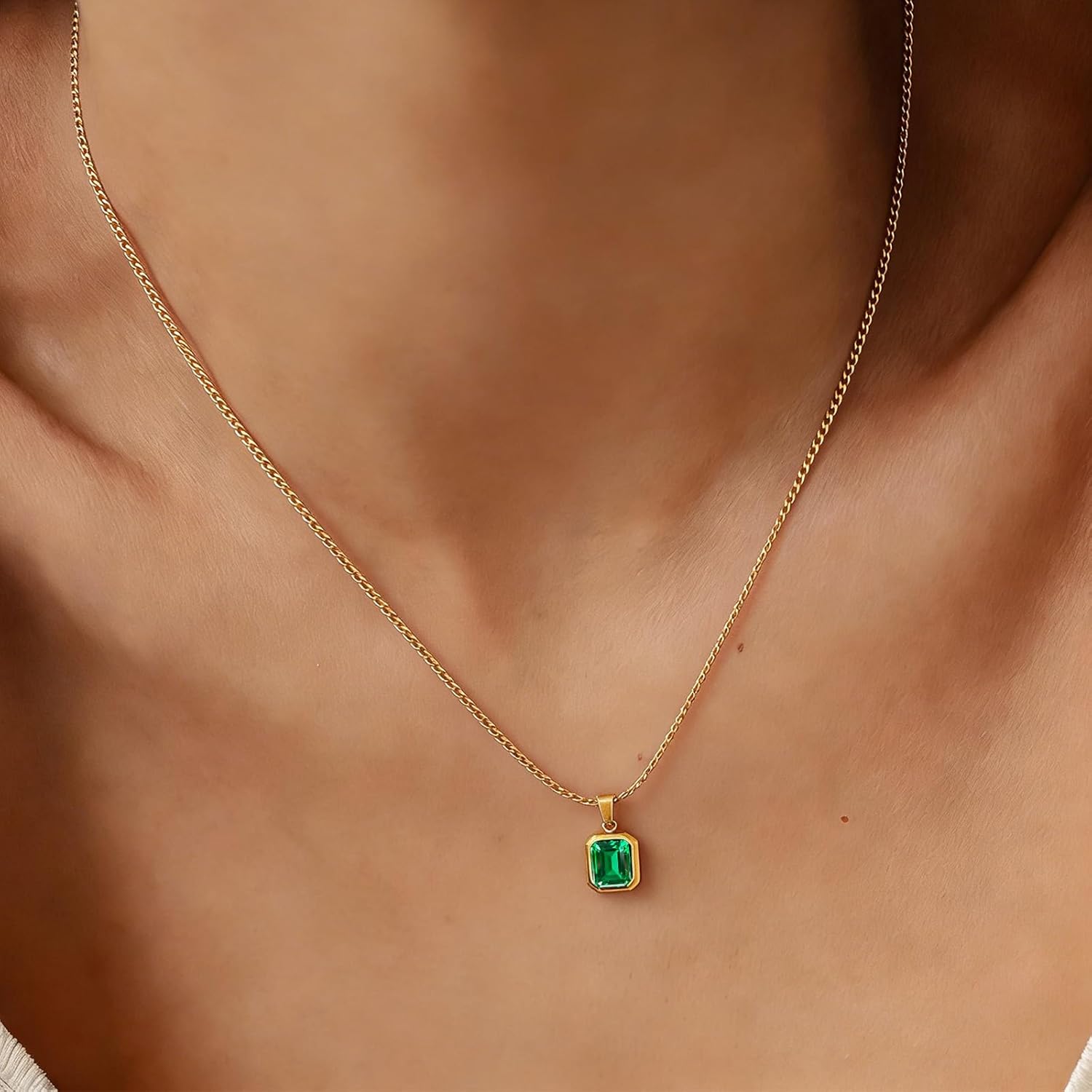 Boho Emerald Necklace for Women Gold Green Crystal Pendant Necklaces Green Square Birthstone Necklace Birthstone Necklaces Jewelry Gift - Image 2