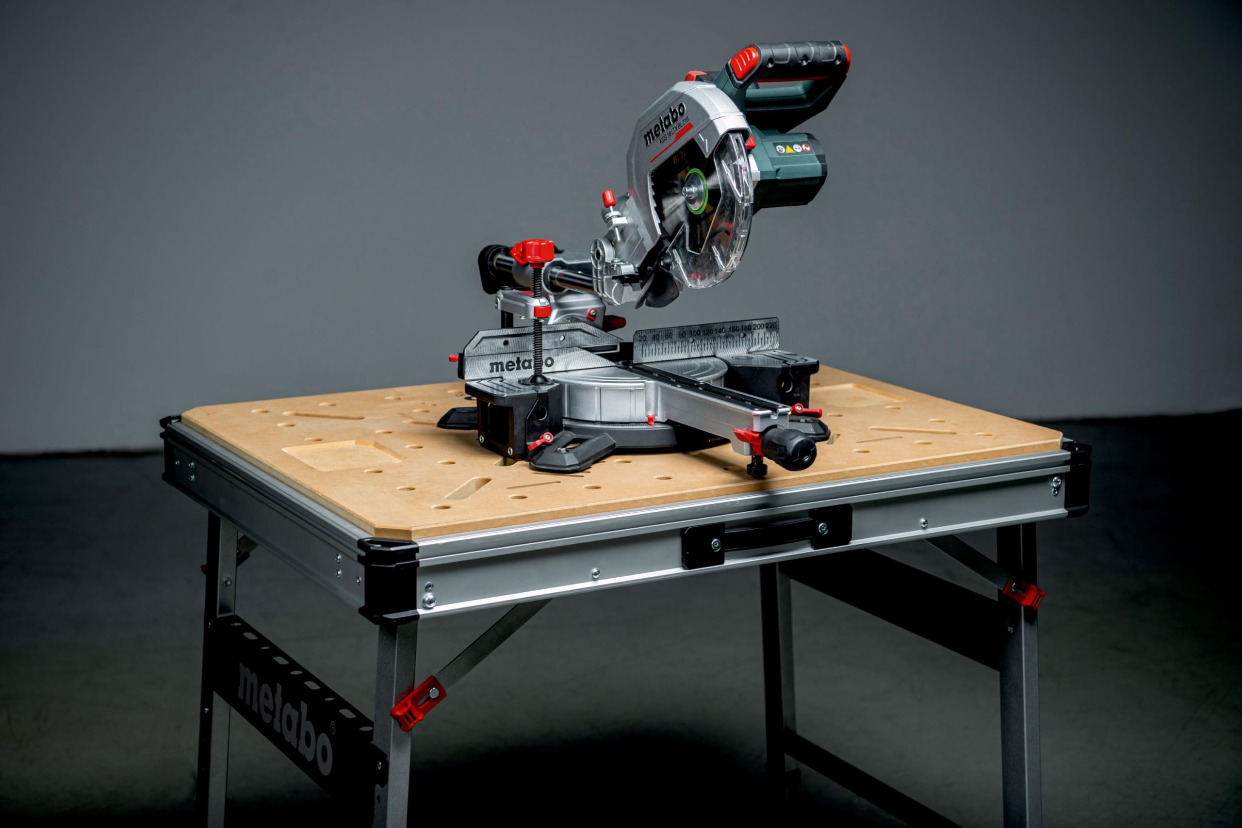 Metabo Tavolo multifunzione MWB 100, banco da lavoro mobile, tavolo da lavoro, banco da lavoro con gambe regolabili in altezza 626991000