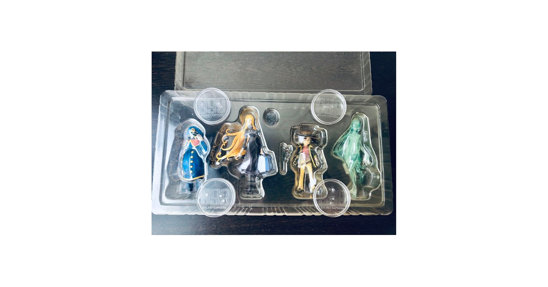 【即購入ok!!】超像 銀河鉄道999 オリジナルフィギュア 4体セット 新品 Amazon | 超像 銀河鉄道999 オリジナルフィギュア 4体セット 台座付