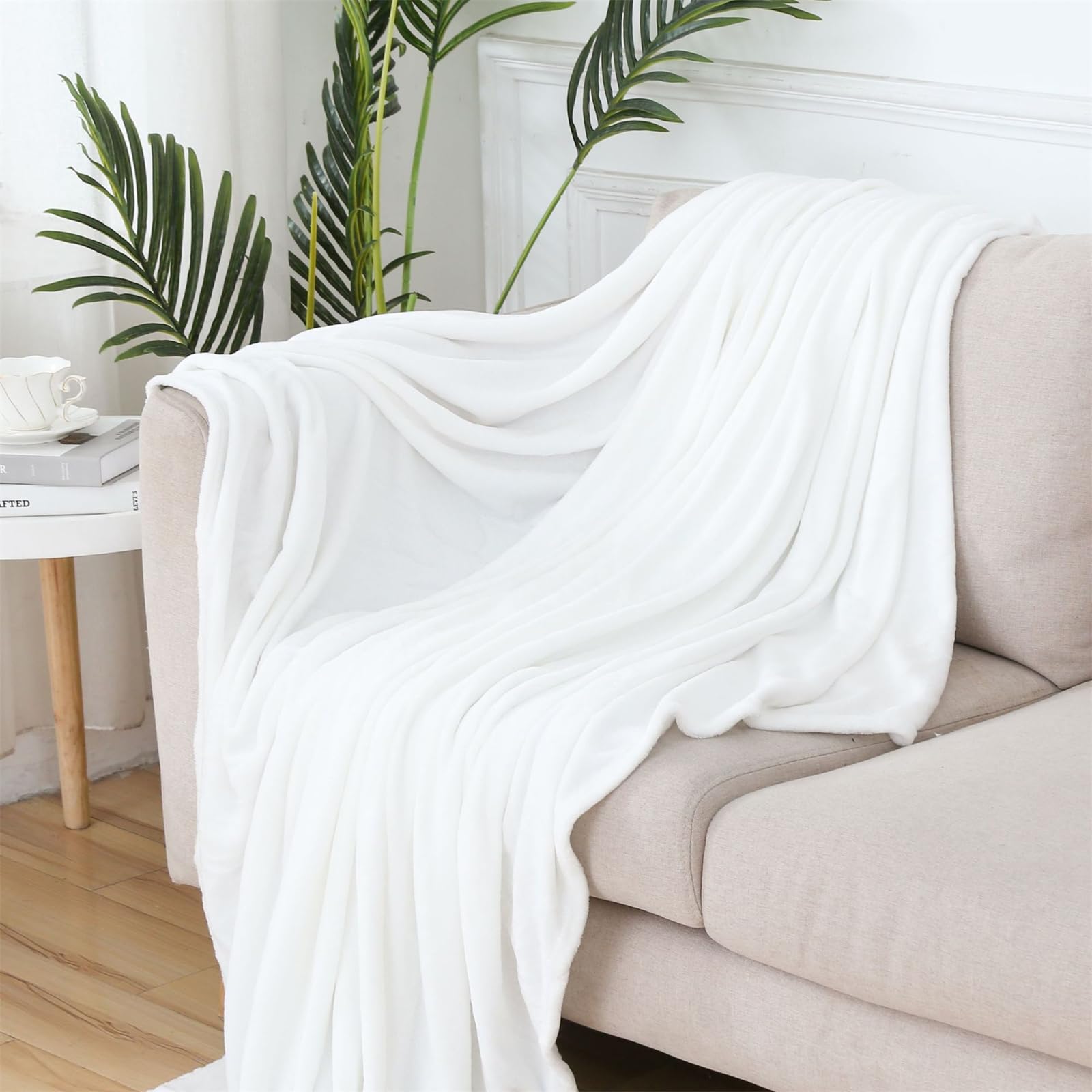 Highdi Manta para Sofá Extra Suave, Invierno Manta Polar Cálida Mullida Super Caliente Manta Cama para Adulto y Niño Sala de Estar para Mascotas Gatito Perro (150X200cm,Blanco)
