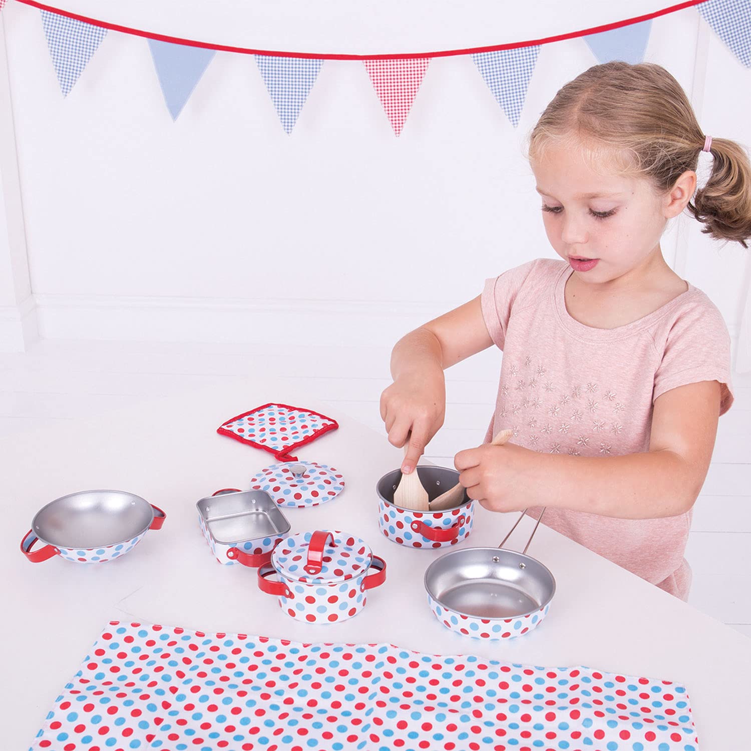 Bigjigs BJ631 – Set Di Pentole In Latta Per Giochi, 10 Pezzi, Per Cucina Giocattolo, Interni, Colori Vivaci, Qualità Premium