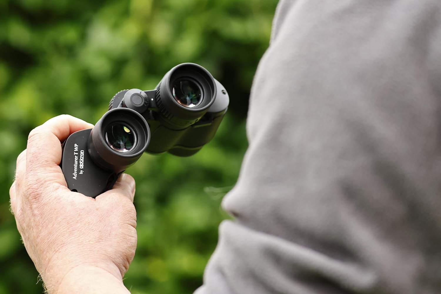 Opticron Adventurer T WP 10x42 Binocular - Black