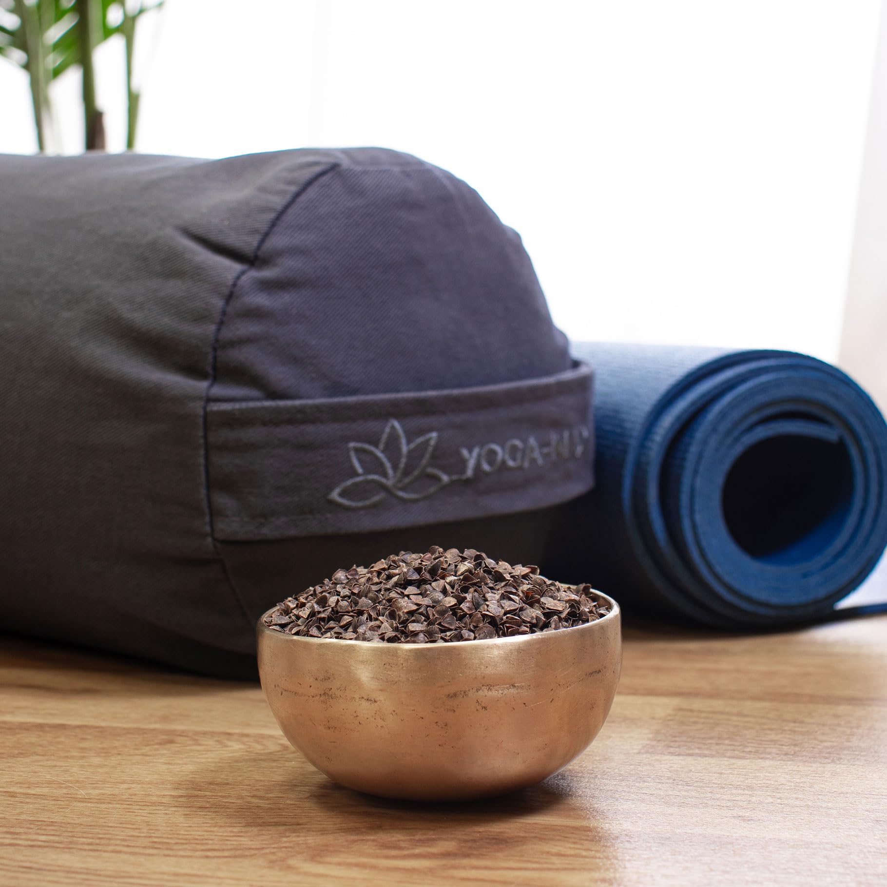 Yoga-Mad Wałek do Jogii Przyjazny dla Środowiska z Wypełnieniem Gryczanym 61 cm x 23 cm Zdejmowany Zmywalny Pokrowec Idealny do Medytacji i Ogólnego Wsparcia Niebieski