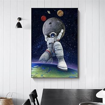 Amazon｜月と足の地球を保持している現代アート面白い宇宙飛行士