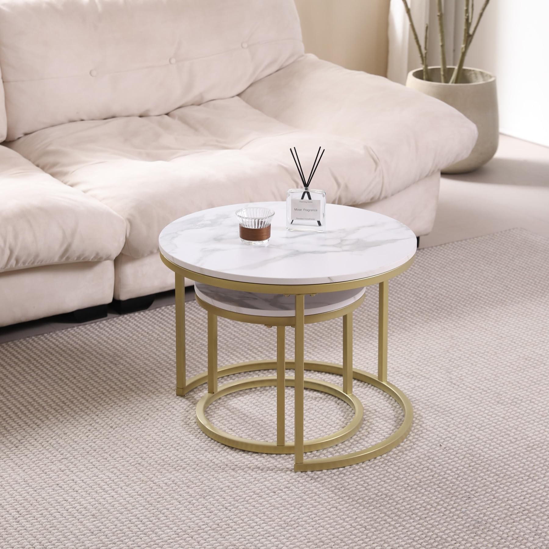 GrandCA HOME Tables Gigognes Ronde Lot de 2, avec Cadre en Métal Doré, Dessus Blanc Imitation Marbre, pour Salon, Chambre, Bureau, Appartement (Or) - 60x60/40x40cm