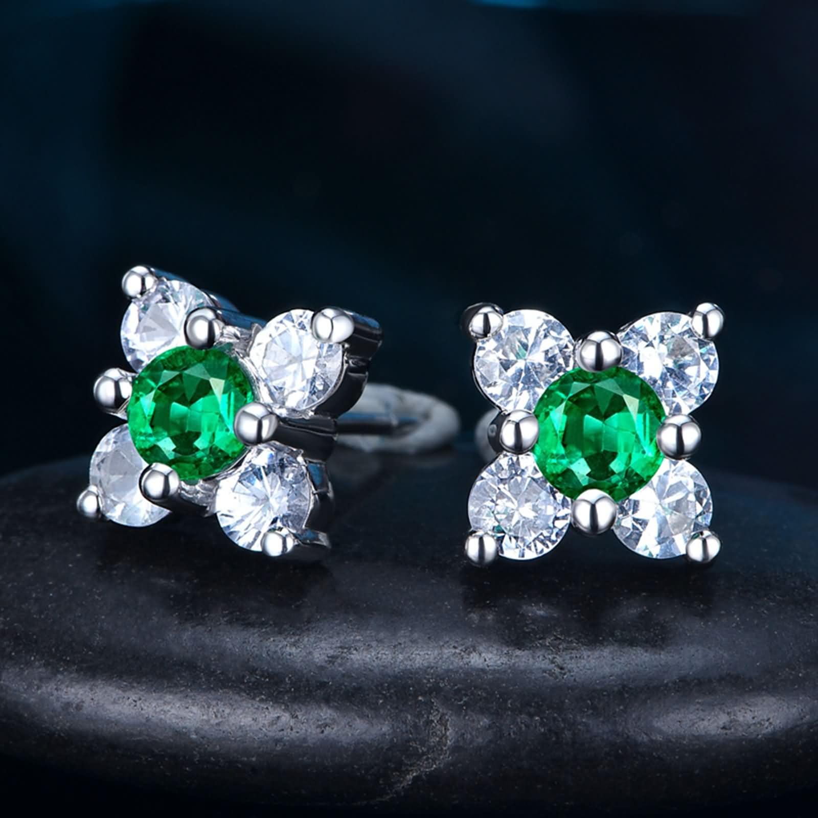 9K / 14K / 18 Karat Weißgold Ohrringe Damen für Hochzeit, Rund mit Smaragd 0,35 Karat und Diamant, Damen Hochzeit Ohrringe Silber Grün