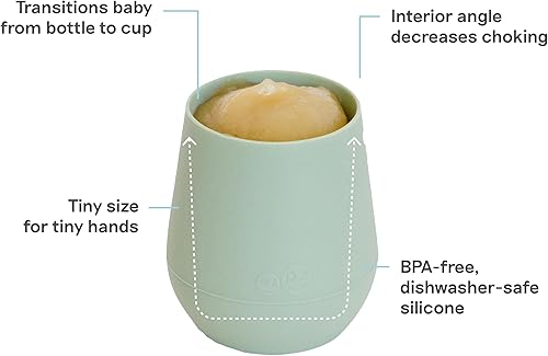Miniatura 2 de ezpz Tiny Cup2 Pack (salviaoliva) Taza de entrenamiento 100% silicona para bebés 4 meses + Diseñado por un especialista en alimentación