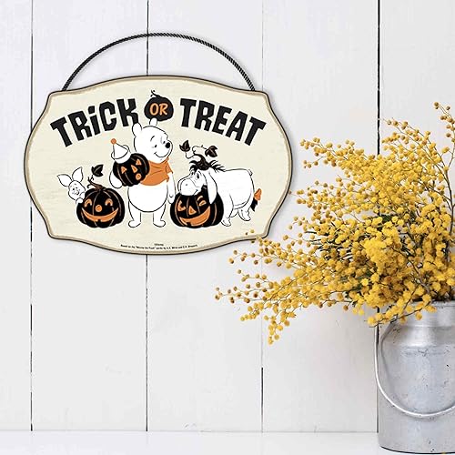 Miniatura 5 de Disney Winnie the Pooh Trick or Treat - Decoración de pared de madera colgante - Lindo letrero de Halloween de Winnie the Pooh
