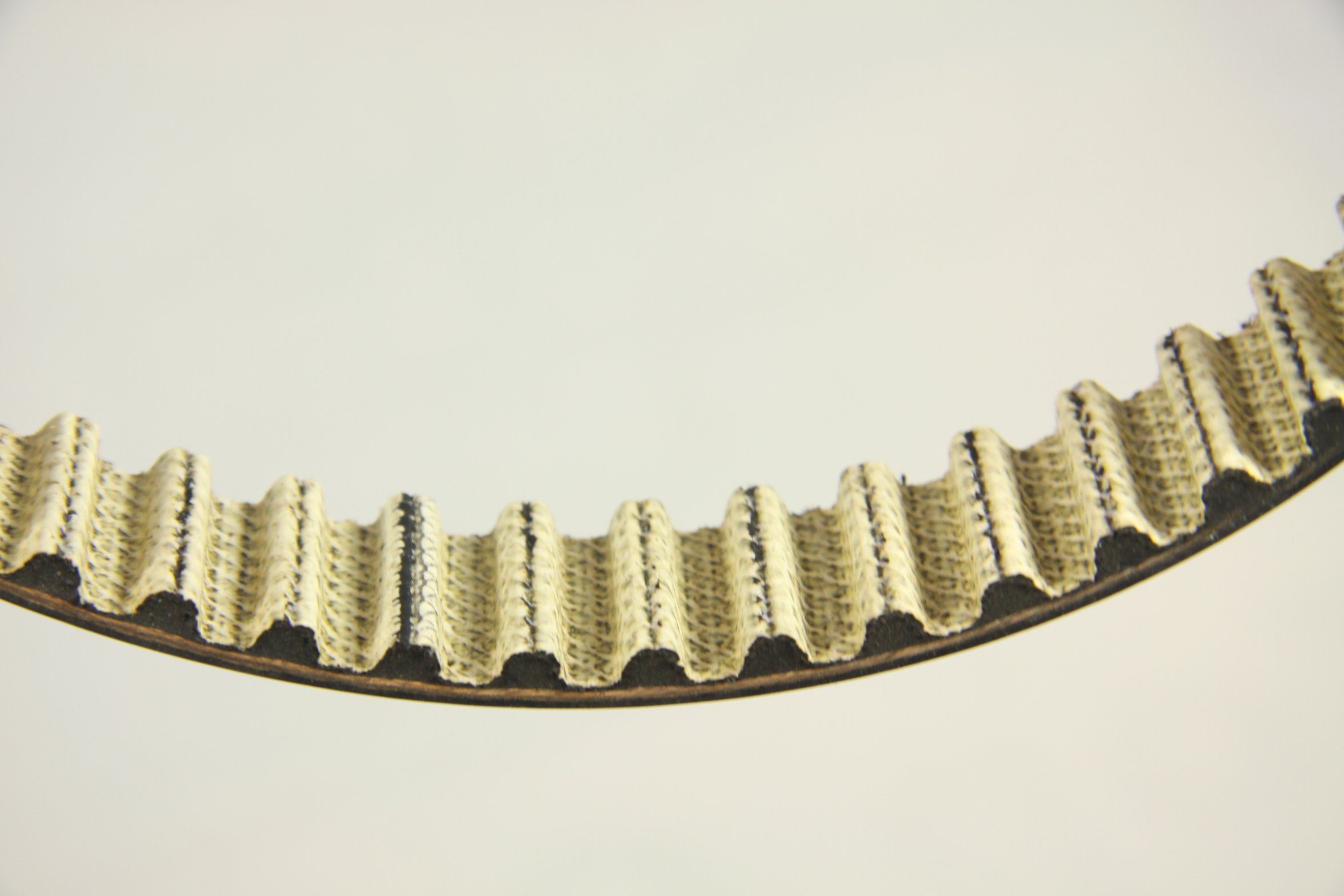 DAYCO KTB440 Kit Distribution | Compatible avec: CITROËN C5 III, C5 III Break, C6, JAGUAR S-TYPE II, XF I, XJ, PEUGEOT 407, 407 Coupe, 407 SW