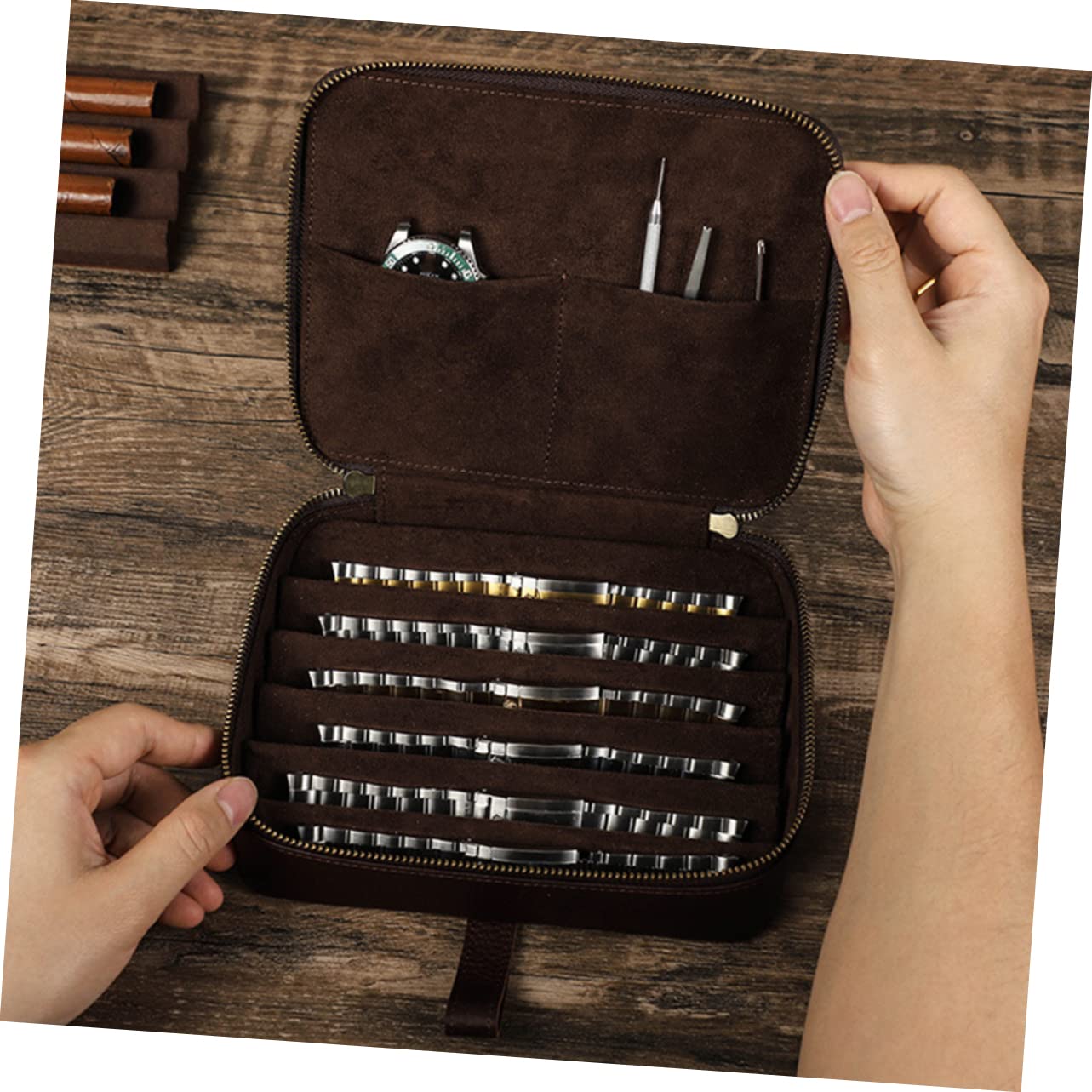 Estuche portátil para Relojes, Caja de Viaje para Hombres y Mujeres, Organizador de Relojes de Cuero con Compartimentos para Camping y Almacenamiento al Aire Libre.