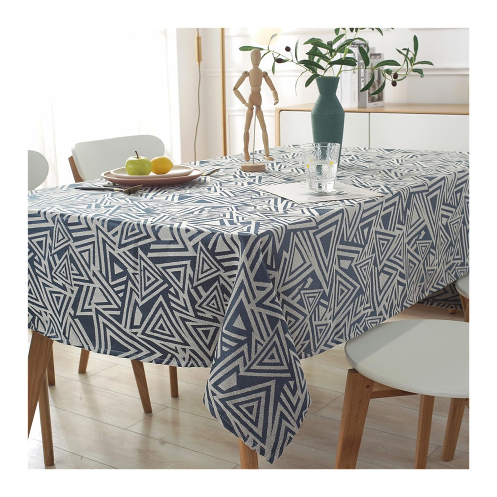 Nappe bleu marine jacquard triangles anti tache pour protéger la table des repas