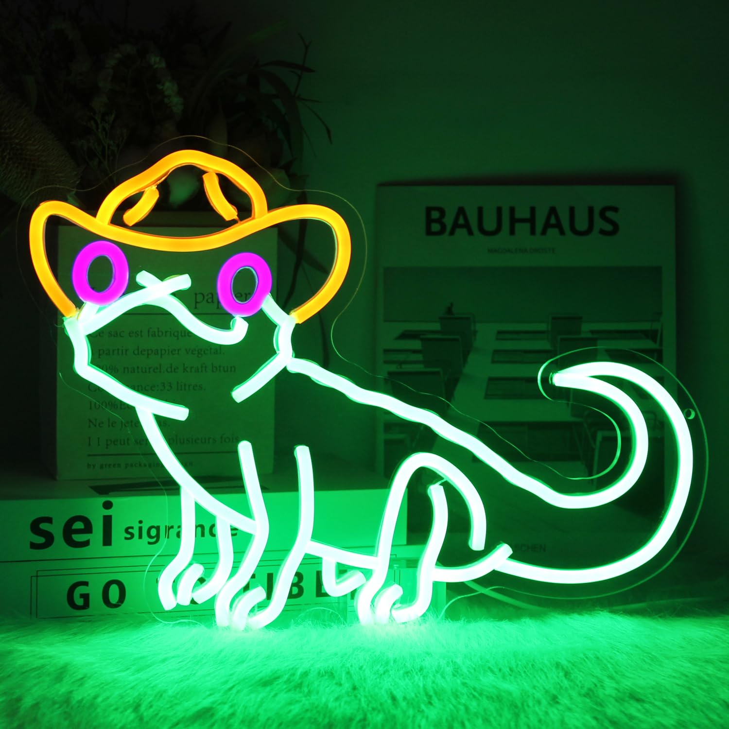 Cowboy Green Iguana Neon Sign Lizard Neon Lights Reptile with Cowboy Hat LED Signs for Wall Decor Anime Neon Light Sign Animal Light Up Signs for Kids Bedroom Game Room Birthday Party Decor
