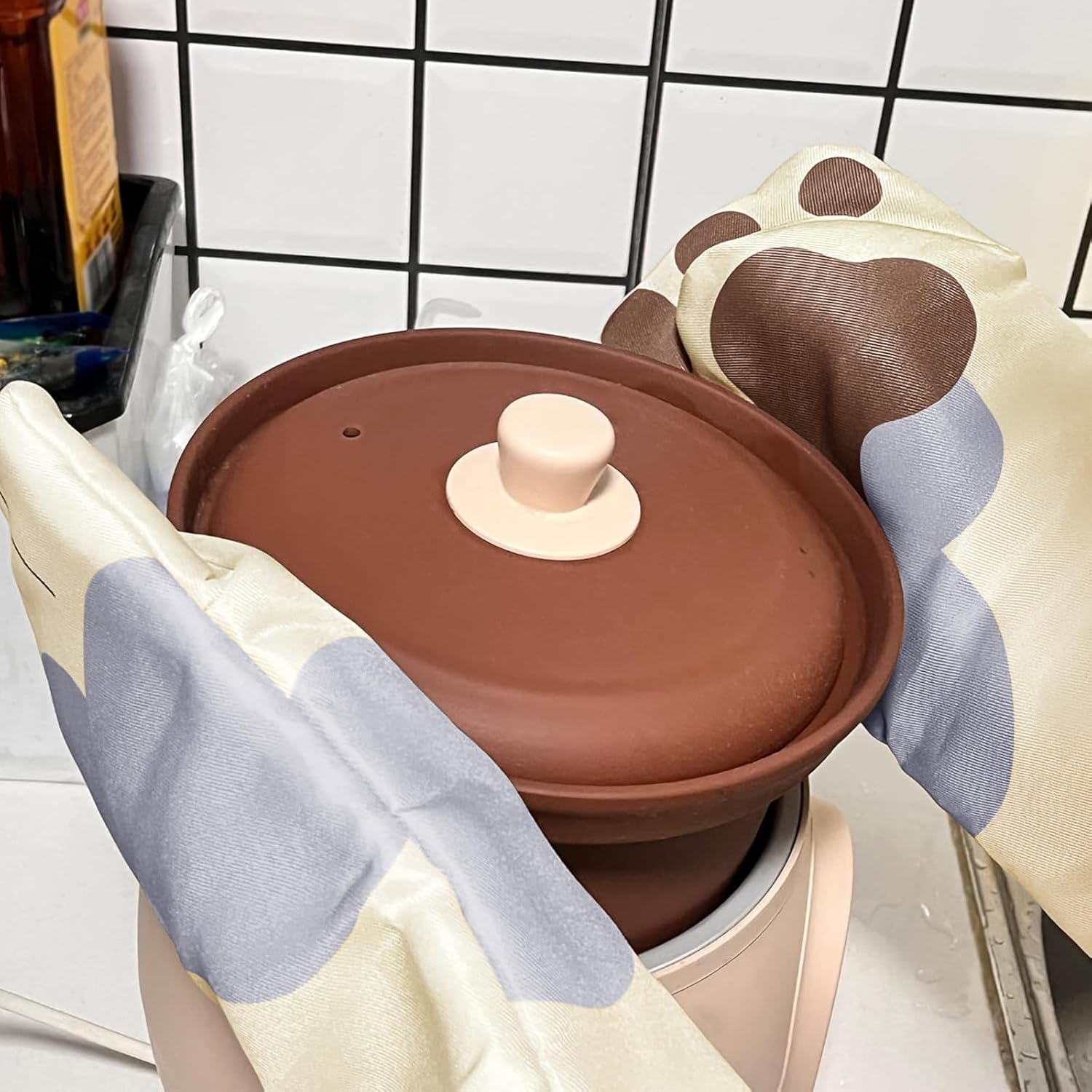 Cook Non-Slip Oven Mitts Heat Resistant Oven Gloves Cute Cat Paw Short Oversized Thick Gloves Grill Cut-Resistant BBQ Gloves Kitchen Utensils for Home Cooking Baking Grilling (1 Pair) - Image 7