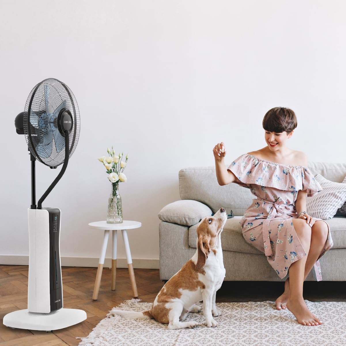 UNIVERSALBLUE Ventilador Humidificador Potente | Ventilador Nebulizador de Agua | Con Ruedas | Mando a Distancia | 3 Velocidades | Silencioso | Temporizador 12h | 5 Aspas | Blanco y Negro