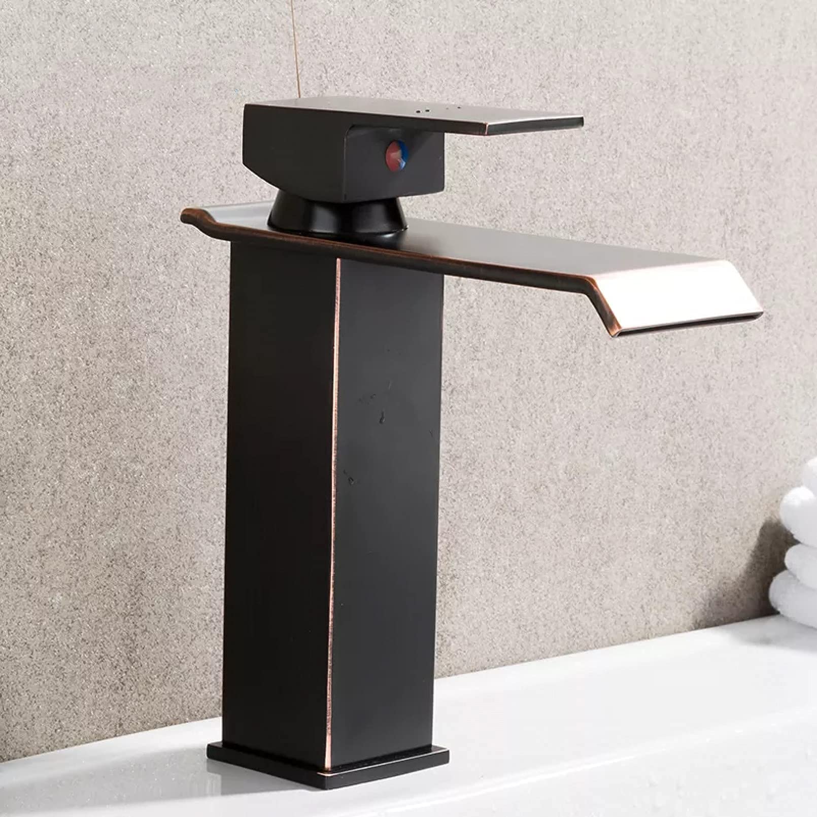 Robinet de salle de bain anti-éclaboussure mitigeur carré en laiton