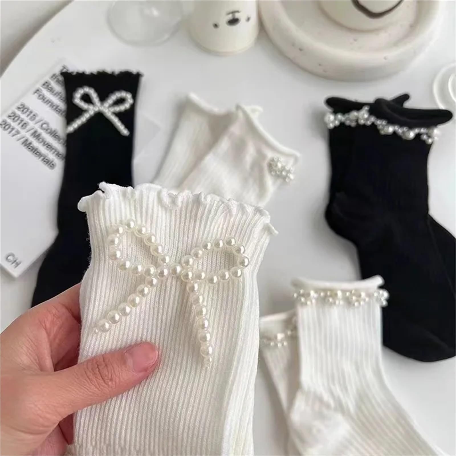 OJEVMLFVQ Ruffle Socks 2pcs Women Socks Cotton Female Thin Summer Pearl Stockings Lace Sock White Black Ruffle Girls Sox(White)