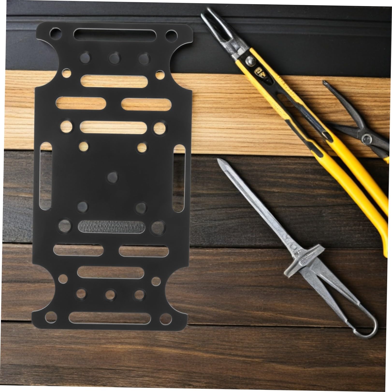 Tofficu Piastra Base Struttura Spessa e Fori Preforati per Cassetta Postale in al Carbonio Nero Supporto Stabile Versatile per Installazione Esterna Facile