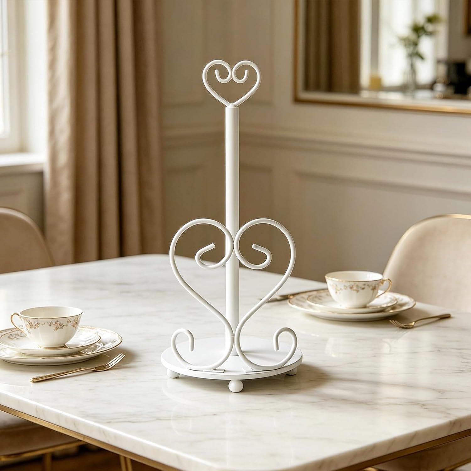 Countertop Paper Towel Holder Metal Paper Towel Holder Decorative Paper Towel Roll Holder Suitable for Kitchen or Bathroom(Heart Shaped)