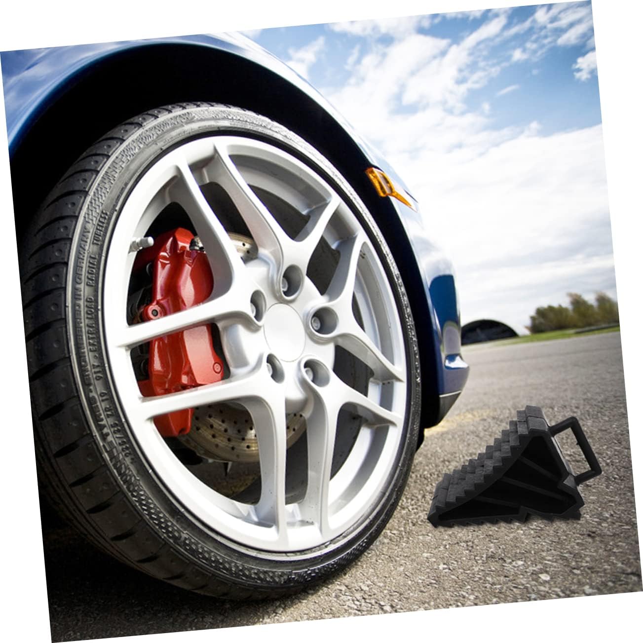 2pcs Heavy Duty Wheel Chocks Non- Tire Blocks for Rvs Trailers Trucks and Boats Stabilizes Vehicles Inclines Prevents Rolling Design