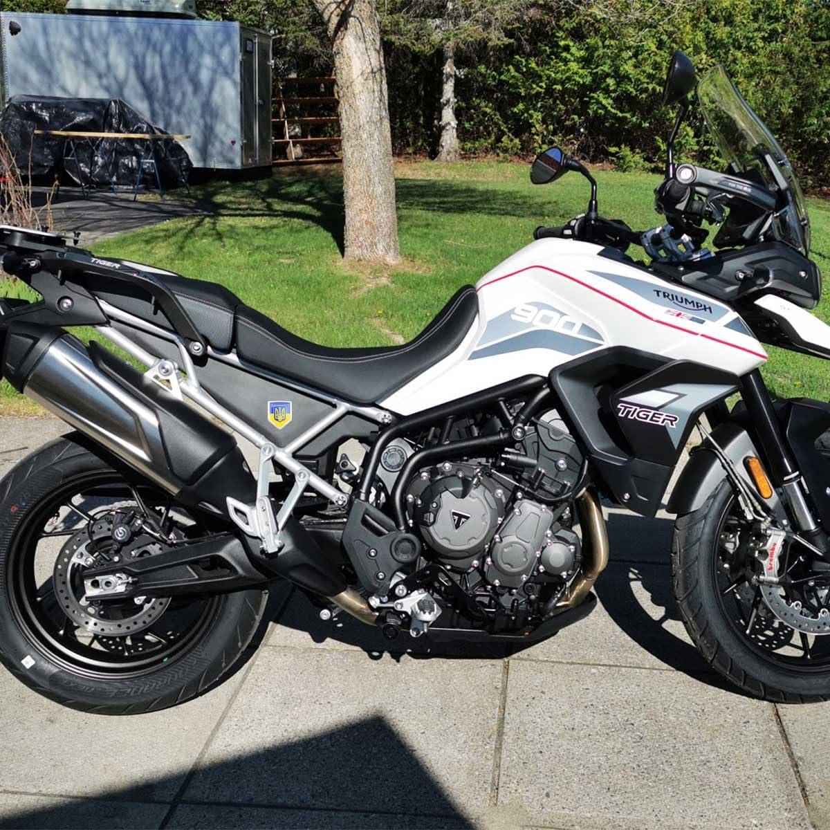 Overdecor Ukraine Ukrainian Trident Flag Decal Stickers Emblem Car Accessories Decorations Shield Flag Sticker Decals for Cars Truck Vehicles, 2 Pack - Image 5