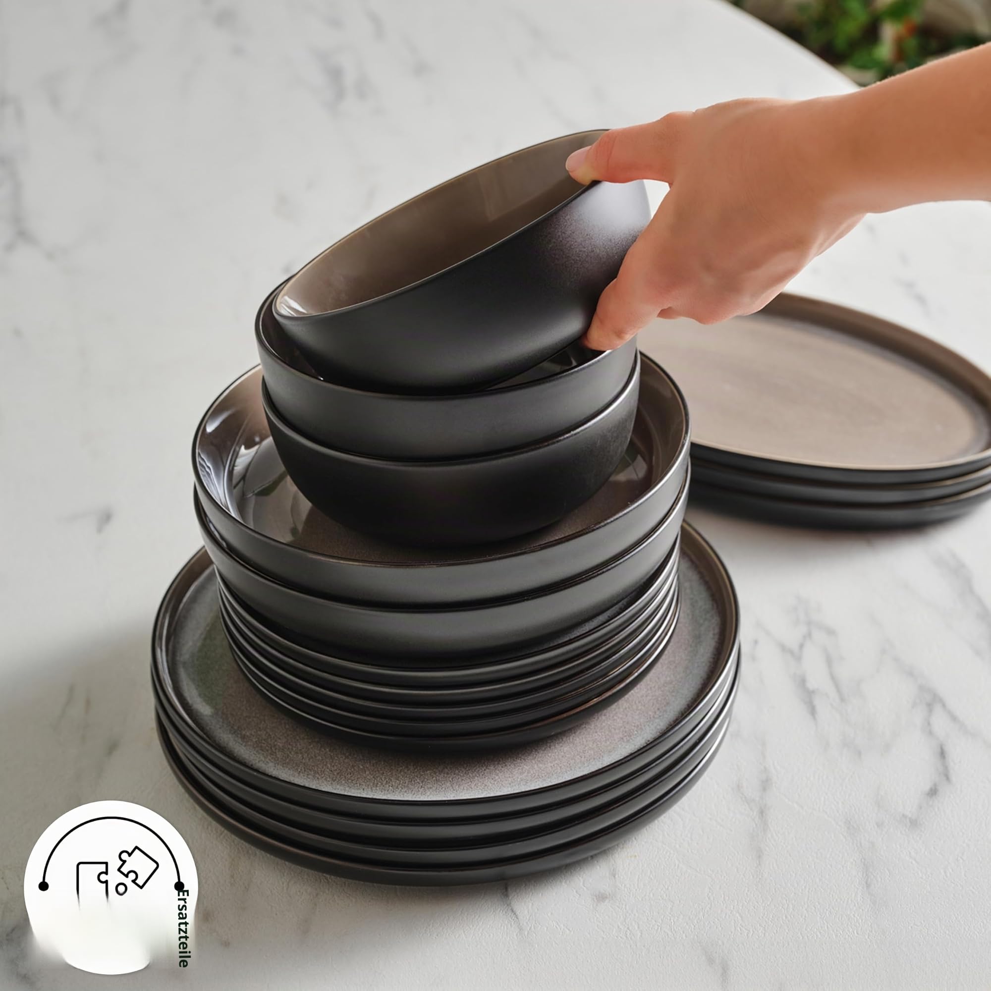 Karaca Mercure - 59-teilig Steingut Geschirrset für 12 Personen, Reaktive Glasur Teller Set mit 12 Servierplatte, Pastateller, Suppenteller, Dessertteller, Steinzeug Geschirr Set Modern - Schwarz
