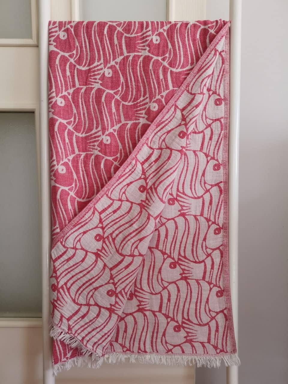 Bath Towel, Beach Towel, 39 x 71 Double Layer, Peshtemal, Fish Pattern (Red)