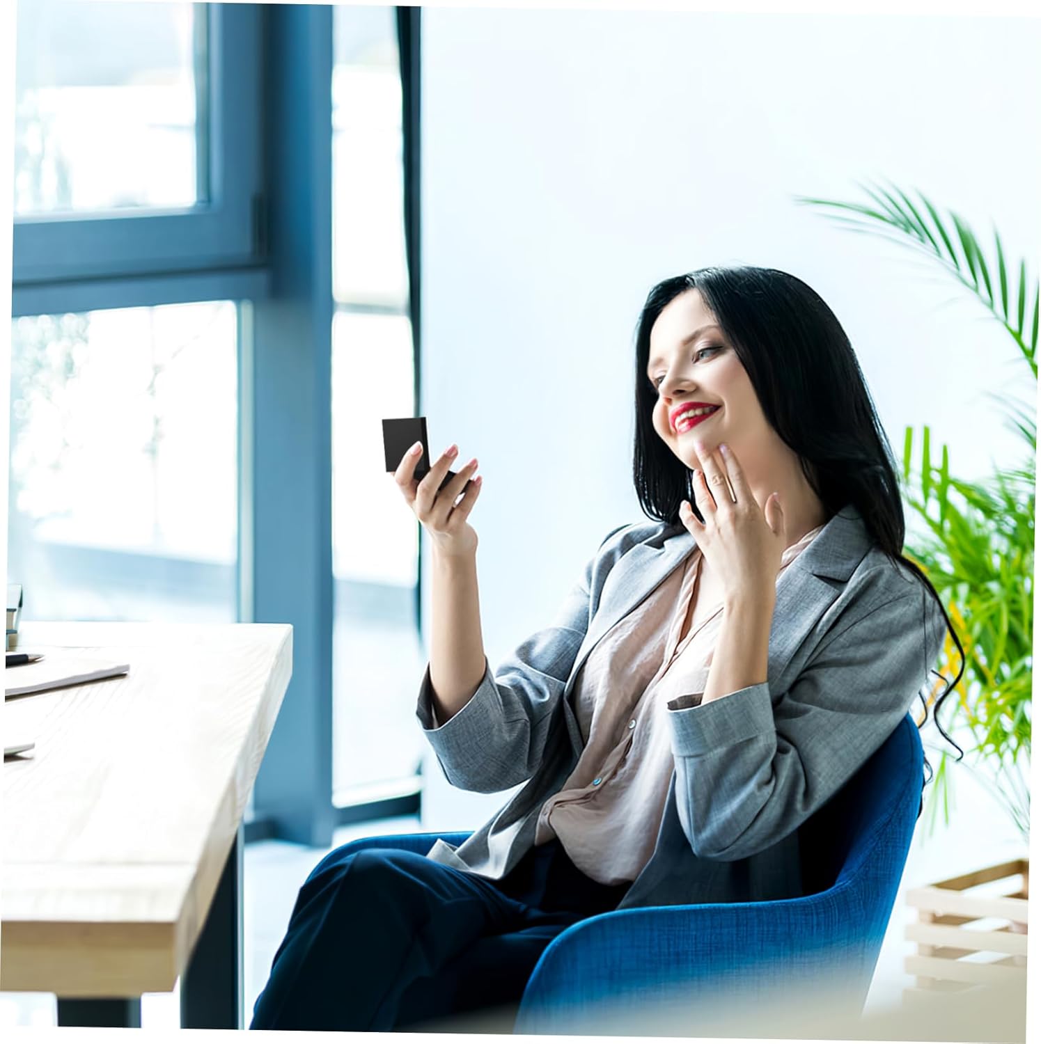 VICASKY 9sets Refillable Eyeshadow Cases Portable Empty Makeup Organizer for Eyeshadow Blush and Powders Dual Compartment Palette for Travel and