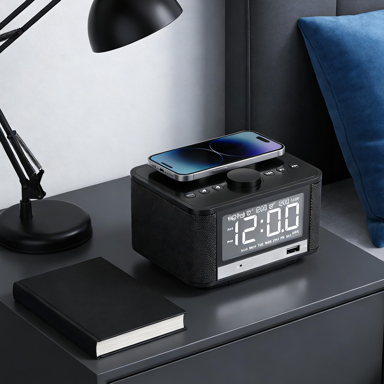 Goshyda Altavoz Bluetooth con Carga Inalámbrica, Radio Despertador para Dormitorios, Reloj Digital Regulable con Estación de Carga de Radio FM, Tarjeta de Memoria y Reproducción (Enchufe de la UE)