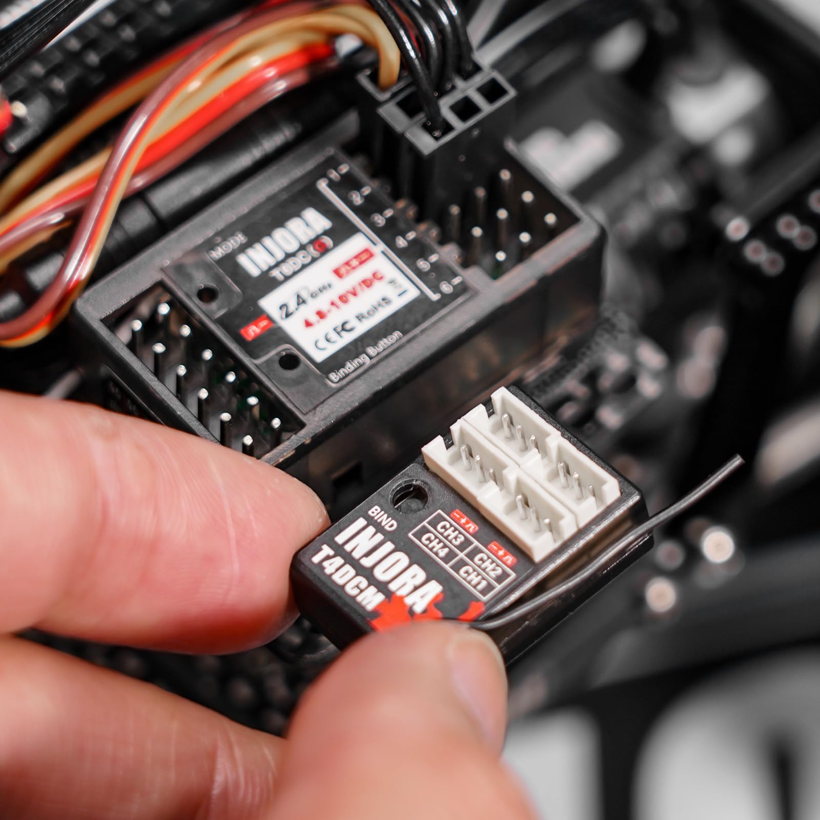 INJORA T6M Micro émetteur 2,4 GHz avec récepteur compact T4DCM pour voiture télécommandée 1/30 1/24 1/18
